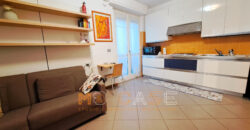 Splendido Appartamento con Terrazza e Box a Pietra Ligure, a Due Passi dal Mare