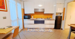 Splendido Appartamento con Terrazza e Box a Pietra Ligure, a Due Passi dal Mare