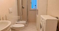 Splendido Appartamento con Terrazza e Box a Pietra Ligure, a Due Passi dal Mare