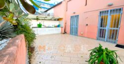 Splendido Appartamento con Terrazza e Box a Pietra Ligure, a Due Passi dal Mare