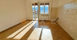 H1 Bilocale Ristrutturato in Vendita a Bastia