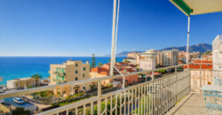 Splendido Bilocale a 30 mt dal Mare con Vista Mozzafiato