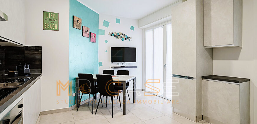 Splendido Bilocale con Vista Mare – Ristrutturato e Arredato