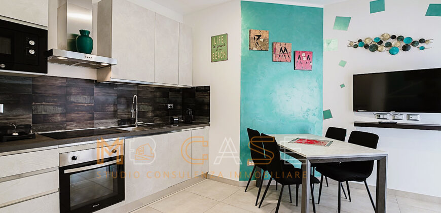 Splendido Bilocale con Vista Mare – Ristrutturato e Arredato