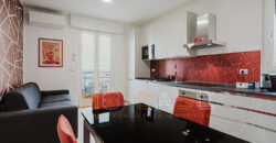 Splendido Appartamento Bilocale all’Ultimo Piano con Vista Mare