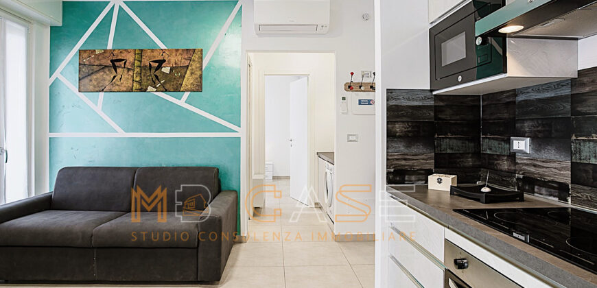 Splendido Bilocale con Vista Mare – Ristrutturato e Arredato