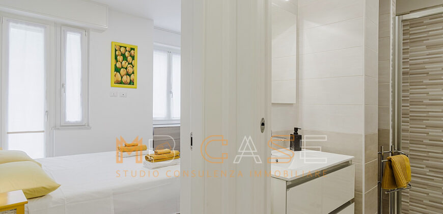 Bilocale Ultimo Piano a 30 Metri dal Mare – Classe Energetica A4