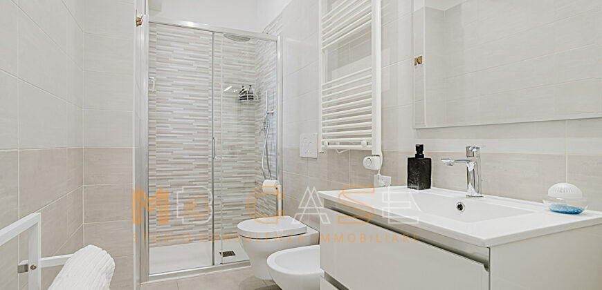 Splendido Bilocale con Vista Mare – Ristrutturato e Arredato