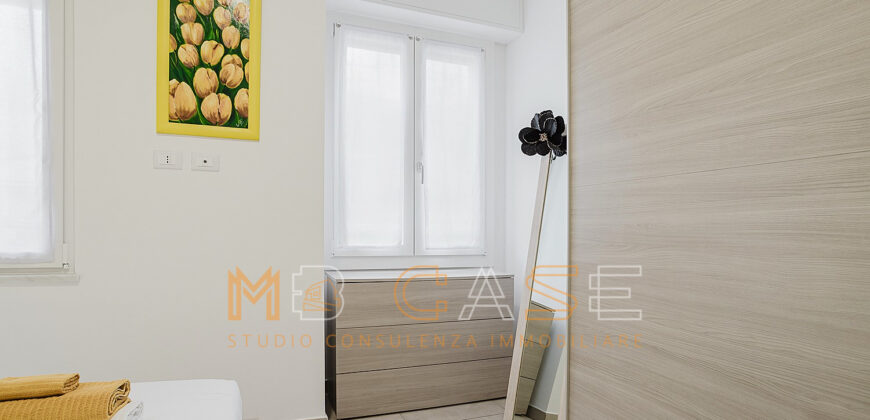 Bilocale Ultimo Piano a 30 Metri dal Mare – Classe Energetica A4