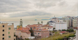 Splendido Bilocale con Vista Mare – Ristrutturato e Arredato