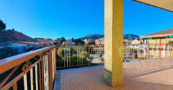 Appartamento luminoso di 100 mq con terrazza e posto auto – Ideale per famiglie