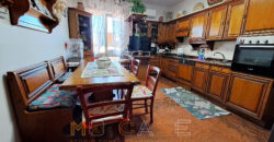 Ampio appartamento con tripla esposizione e box