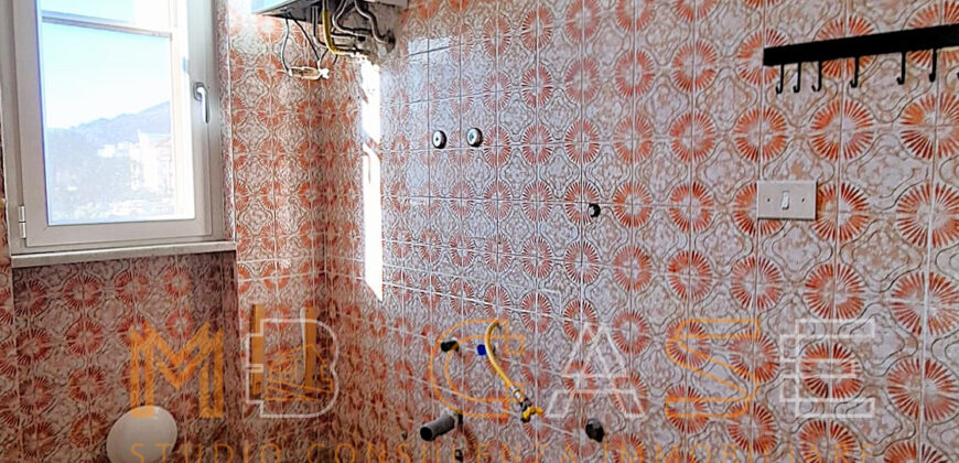 Appartamento luminoso di 100 mq con terrazza e posto auto – Ideale per famiglie