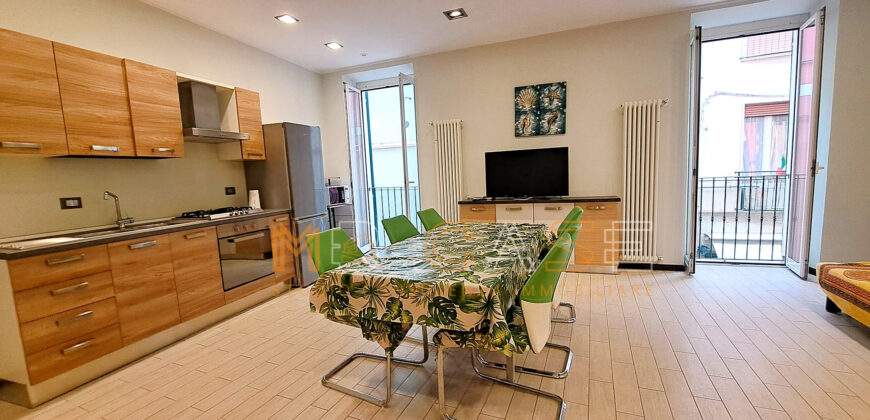 Comodissimo Trilocale Ristrutturato a Due Passi dal Mare