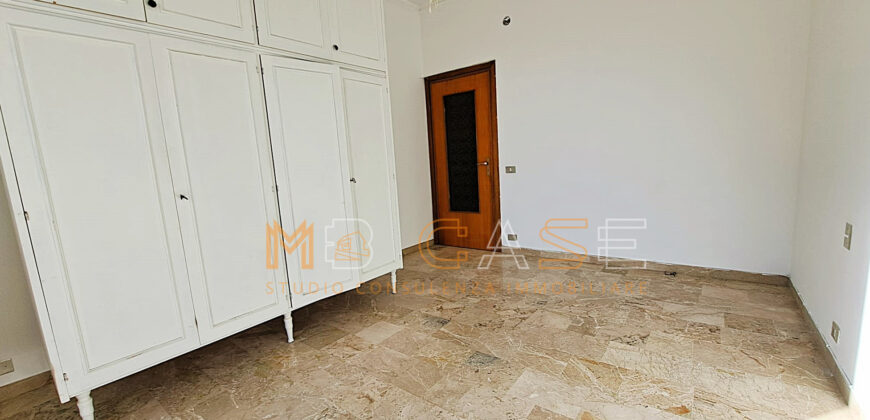 Appartamento luminoso di 100 mq con terrazza e posto auto – Ideale per famiglie