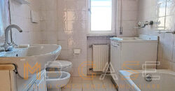 Appartamento luminoso di 100 mq con terrazza e posto auto – Ideale per famiglie