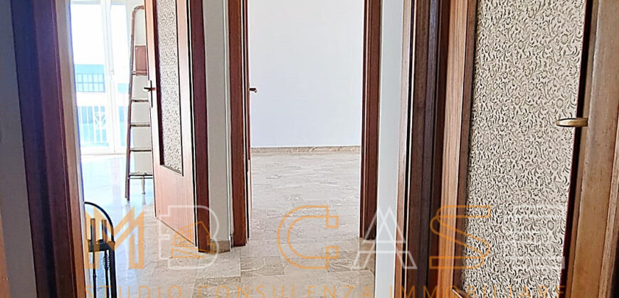 Appartamento luminoso di 100 mq con terrazza e posto auto – Ideale per famiglie