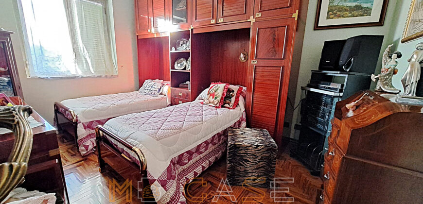 Ampio appartamento con tripla esposizione e box