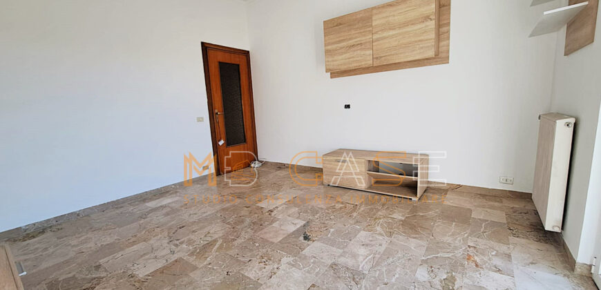 Appartamento luminoso di 100 mq con terrazza e posto auto – Ideale per famiglie