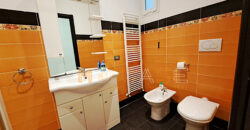 Comodissimo Trilocale Ristrutturato a Due Passi dal Mare