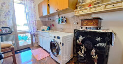 Ampio appartamento con tripla esposizione e box