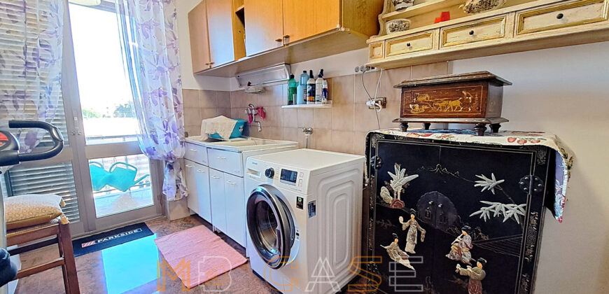 Ampio appartamento con tripla esposizione e box