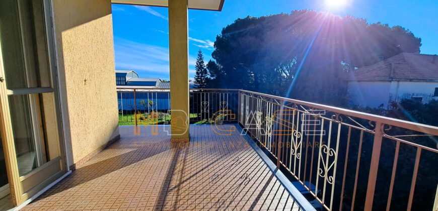 Appartamento luminoso di 100 mq con terrazza e posto auto – Ideale per famiglie