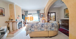 Soleggiatissima Villa a schiera in vendita a Albenga