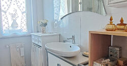 Bilocale Angolare Arredato a 400 metri dal Mare – Albenga