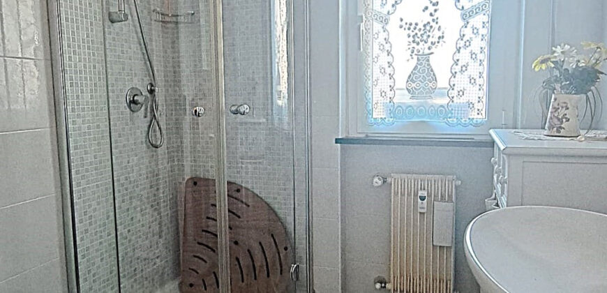 Bilocale Angolare Arredato a 400 metri dal Mare – Albenga