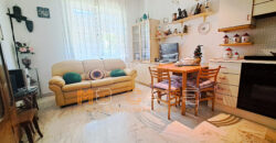 Bilocale Angolare Arredato a 400 metri dal Mare – Albenga