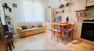 Bilocale Angolare Arredato a 400 metri dal Mare – Albenga