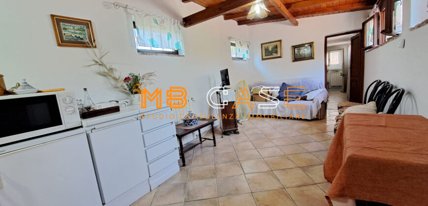 Soleggiatissima Villa a schiera in vendita a Albenga