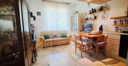 Bilocale Angolare Arredato a 400 metri dal Mare – Albenga