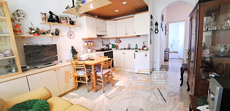 Bilocale Angolare Arredato a 400 metri dal Mare – Albenga