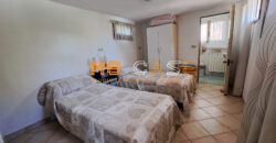 Soleggiatissima Villa a schiera in vendita a Albenga