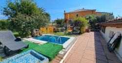 Soleggiatissima Villa a schiera in vendita a Albenga