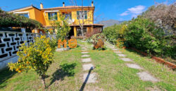 Soleggiatissima Villa a schiera in vendita a Albenga