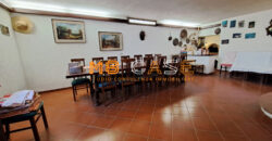 Soleggiatissima Villa a schiera in vendita a Albenga