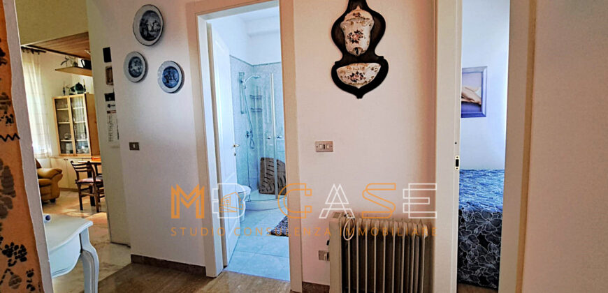 Bilocale Angolare Arredato a 400 metri dal Mare – Albenga