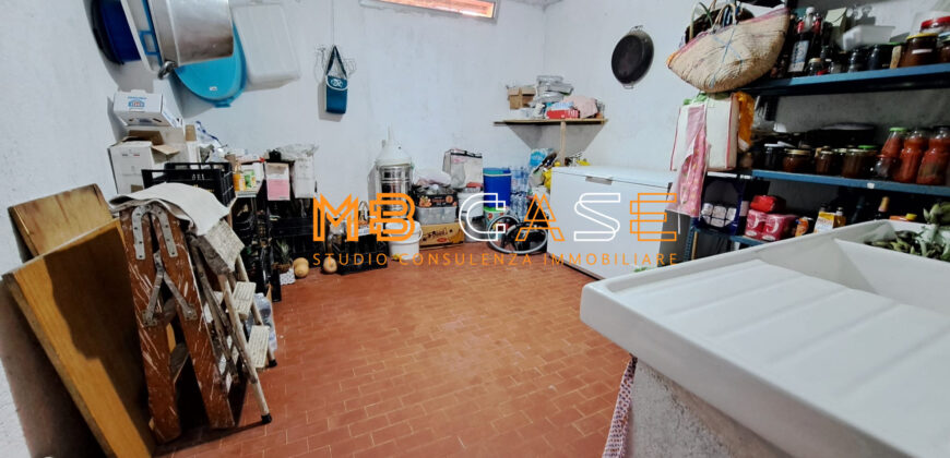 Soleggiatissima Villa a schiera in vendita a Albenga