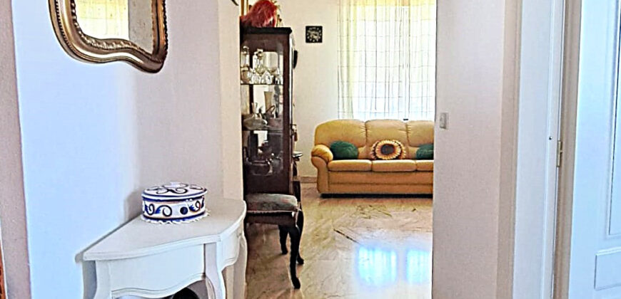 Bilocale Angolare Arredato a 400 metri dal Mare – Albenga