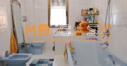 Soleggiatissima Villa a schiera in vendita a Albenga