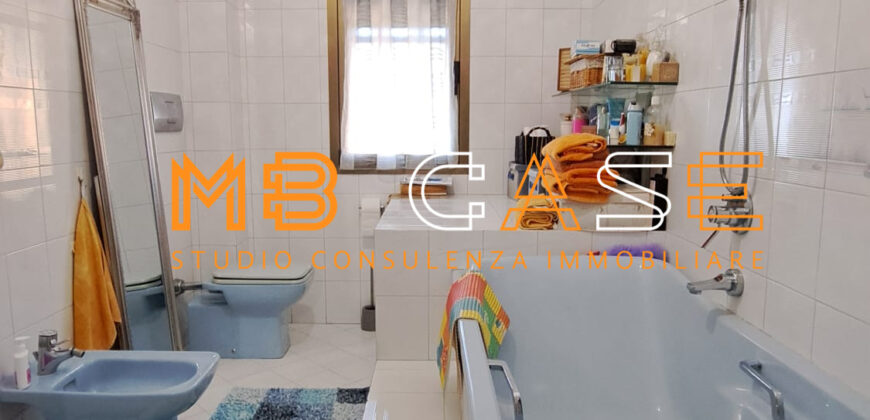 Soleggiatissima Villa a schiera in vendita a Albenga