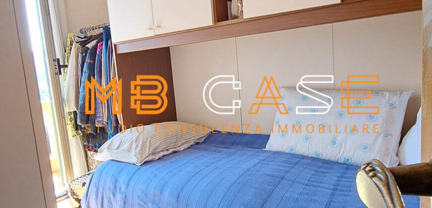 Soleggiatissima Villa a schiera in vendita a Albenga