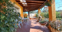 Soleggiatissima Villa a schiera in vendita a Albenga