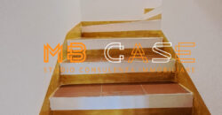 Soleggiatissima Villa a schiera in vendita a Albenga