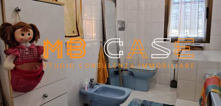 Soleggiatissima Villa a schiera in vendita a Albenga