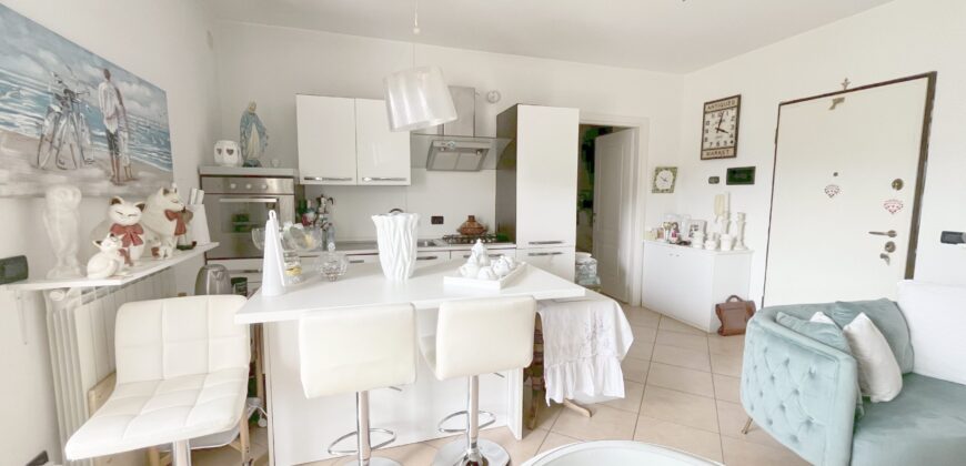 Bellissimo Trilocale con Terrazzo Vivibile Albenga