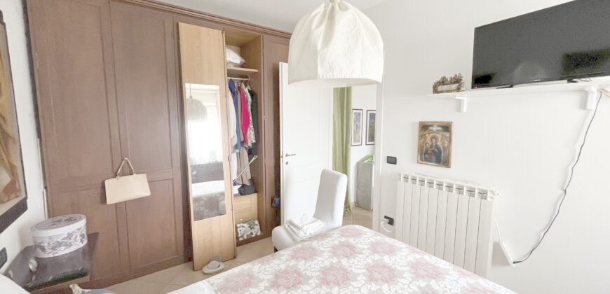 Bellissimo Trilocale con Terrazzo Vivibile Albenga